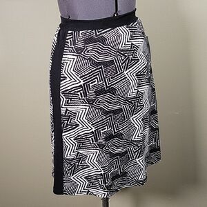 Kokoon Labyrinth Panel Skirt Sz XS